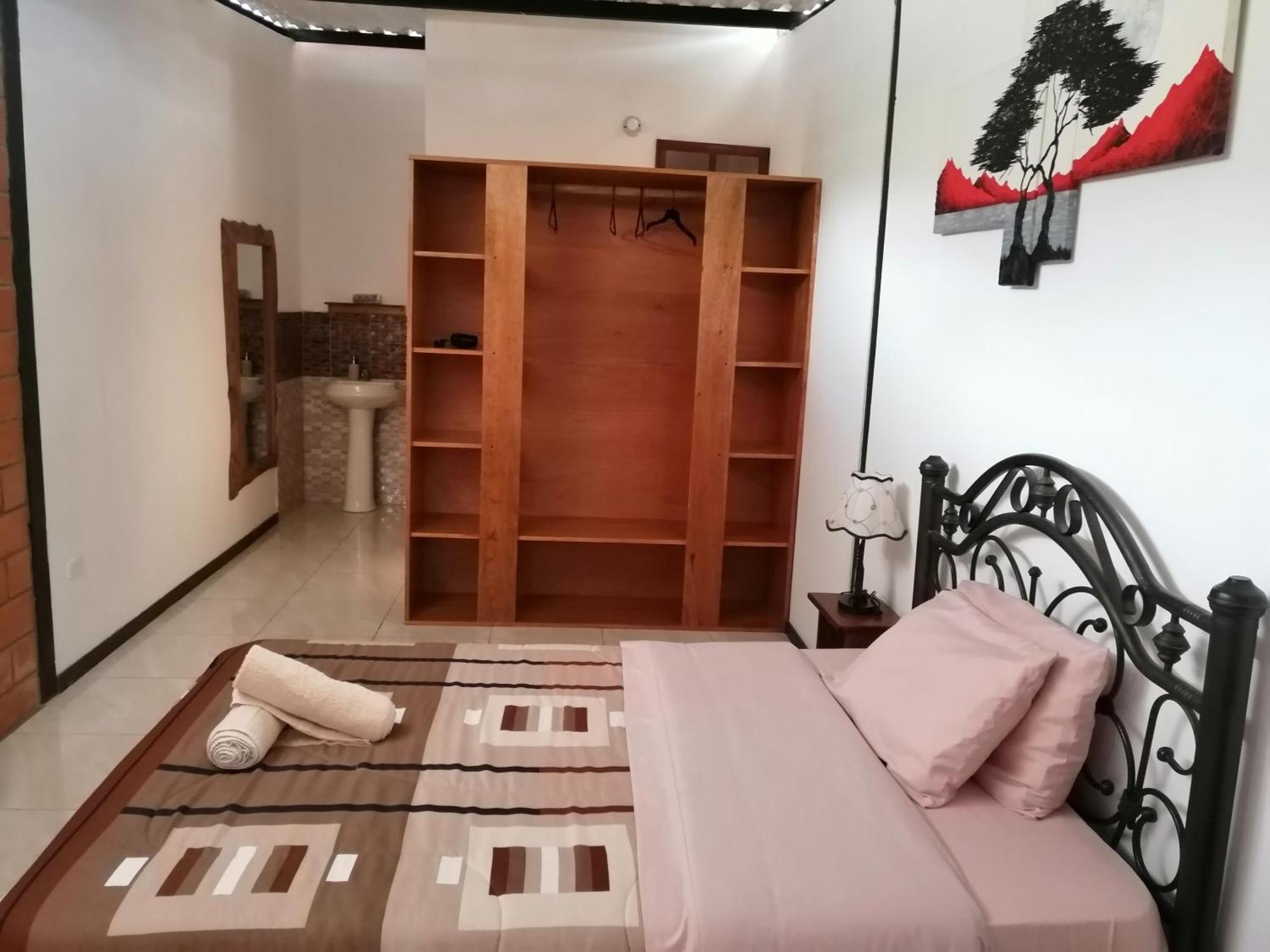 Capybara Home Stay Mindo Exterior foto